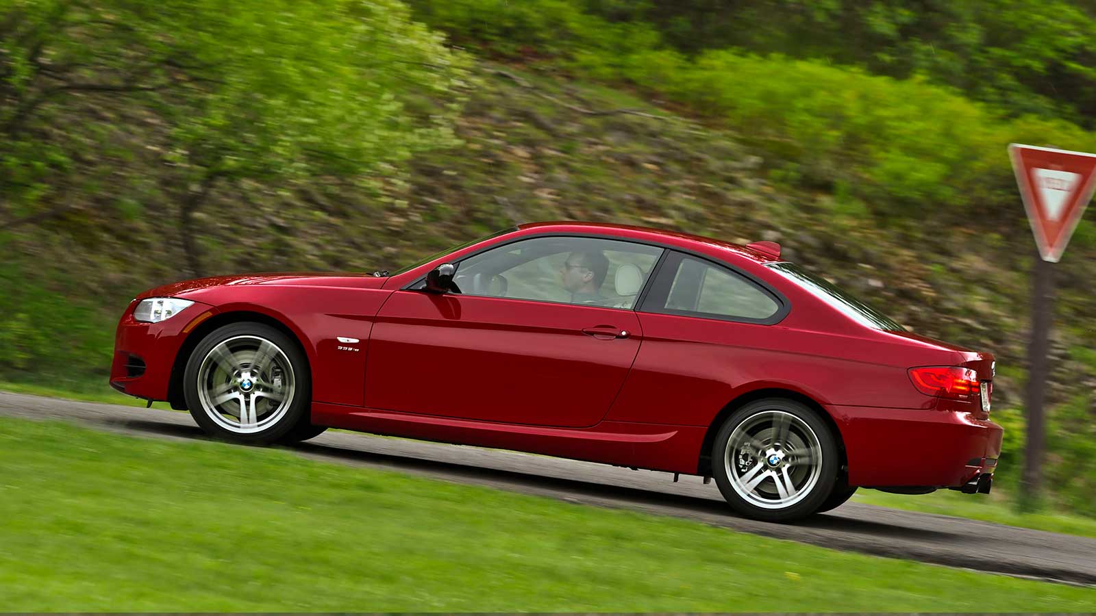 Ultimate E90 or E92 Daily Driver: Best 335i Mods