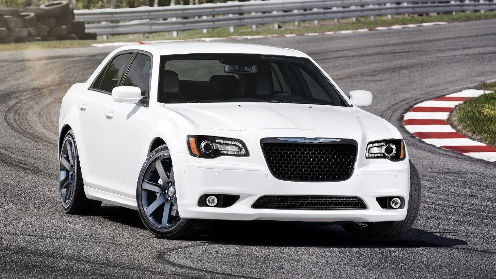 Building the Ultimate 392-Powered Chrysler 300C or 300 SRT-8